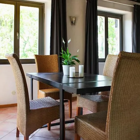 Hallgarter Zange Alojamento de Acomodação e Pequeno-almoço Oestrich-Winkel