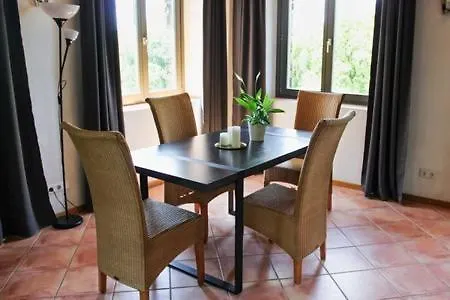 Bed & Breakfast Hallgarter Zange