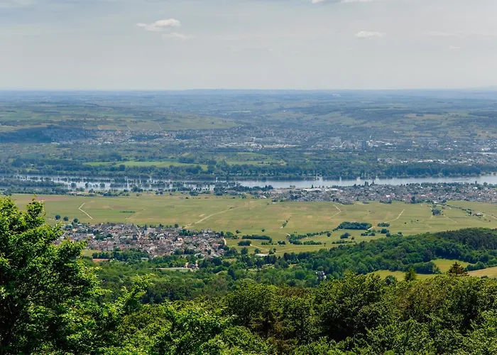 Hallgarter Zange Frühstückspension Oestrich-Winkel