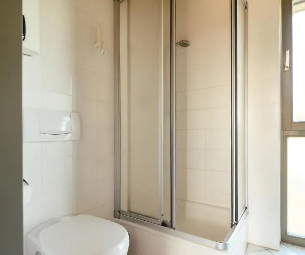 Frühstückspension Hallgarter Zange 3*