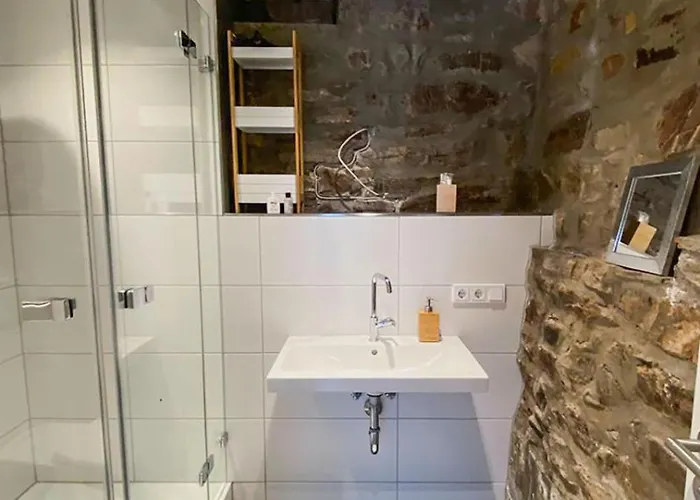 Frühstückspension Hallgarter Zange 3*