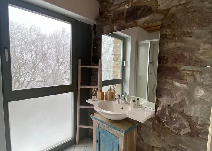 Frühstückspension Hallgarter Zange 3*